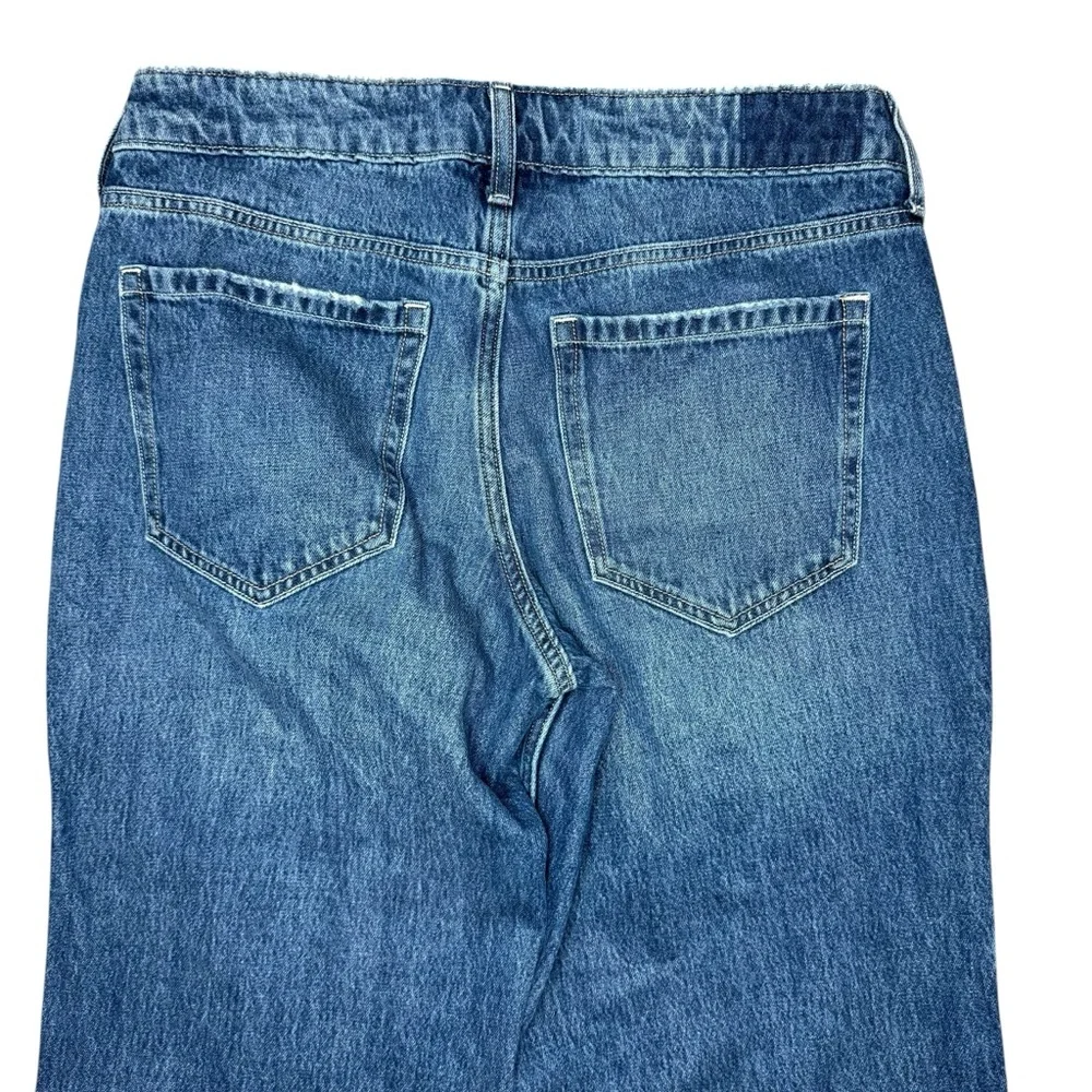Hollister 32 inch